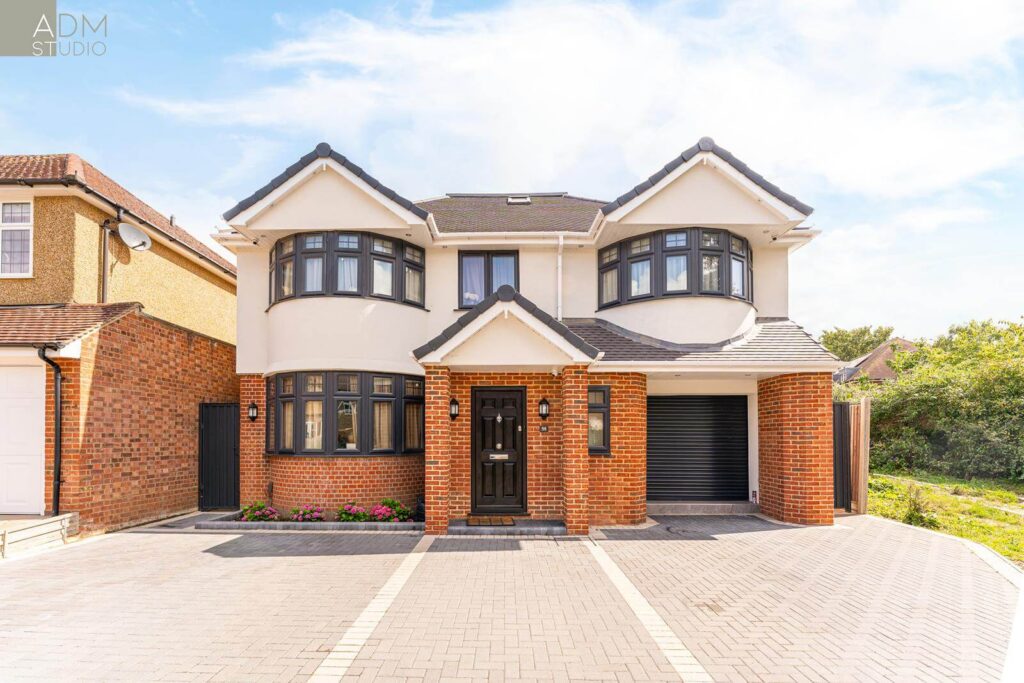 Designing Homes for Families: Creating Functional Yet Beautiful Homes